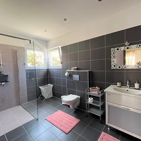 Сasa de vacaciones Summer Escape In Barbat Mit Garten Und Aussicht